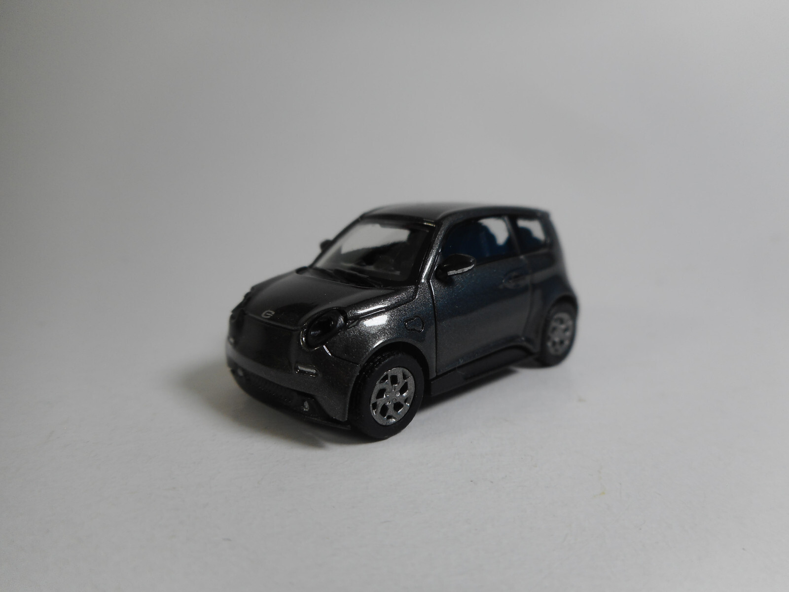 Foto 1 di 5