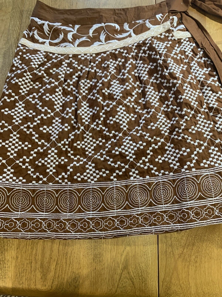 Falda Nanette Lepore Marrón Con Bordada Blanca Talla 4 (SK100) Bergdorf Goodman Foto 3 de 4