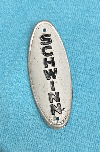 SCHWINN KRATE STINGRAY FASTBACK DISC MANTA FASTBACK CHICAGO HEAD BADGE ORIG - Picture 2 of 8