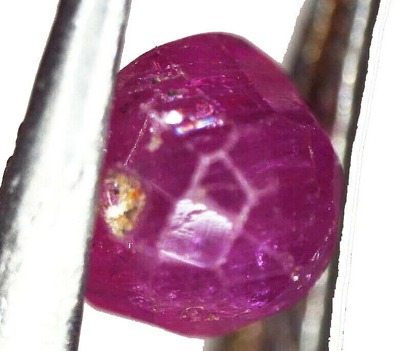 Natural Ruby 0.3 Cts Natural Faceted Loose Gemstone - not treated - Image 2 of 4
