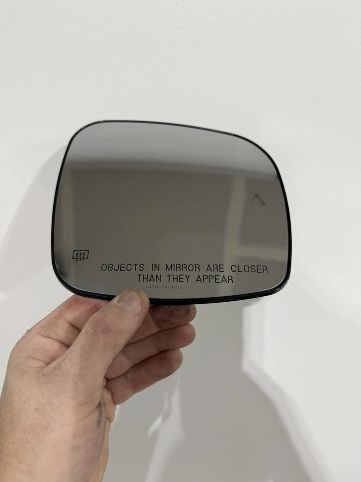 Espejo retrovisor derecho para pasajero derecho Town and Country/Caravana 2011-2017 punto ciego OEM Foto 2 de 4