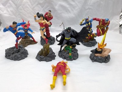 (9) DC Direct Who's Who Mini Scene Batman Superman Joker Shazam 