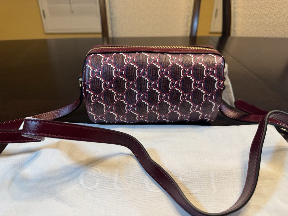 New Authentic Gucci GG Supreme Shadow Logo Shoulder Bag | eBay