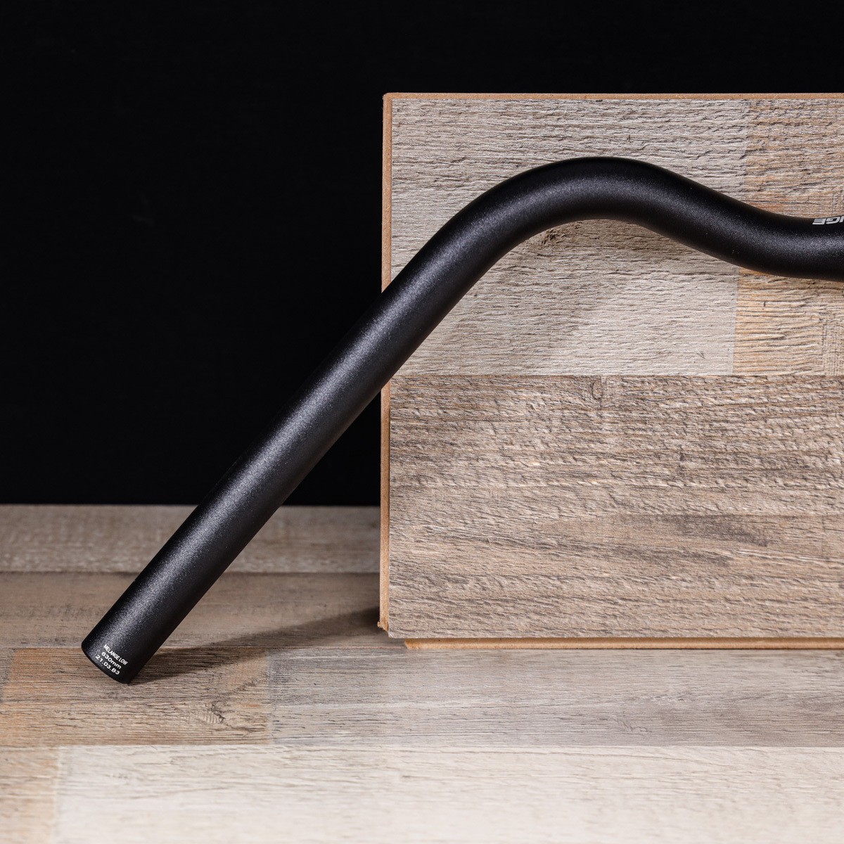 SATORI MELANGE LOW Trekking Bike Swept Back Flat Handlebar 31.8x630mm Rise 32mm