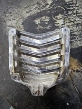 MASCHERINA GRIGLIA CROMATA PER VESPA GTS 125 300 SUPER NASELLO ANTERIORE PIAGGIO