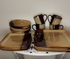 20 Piece Sango Dining Set In Eclipse Brown Excellent Condition