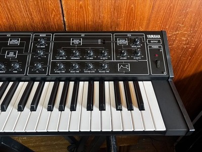 Yamaha CS-5 70's Vintage Analog Monophonic Synth CS series w/ bag