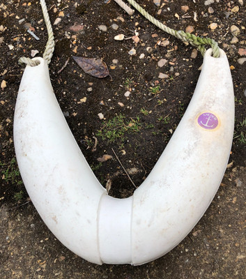 Bow Fender Hufeisen V Fender Boot 14 Zoll x 13 Zoll WEISS Anker Marine Segeln