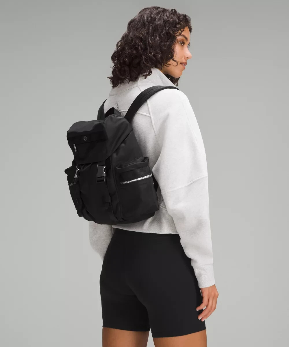 新品lululemon Wunderlust Backpack Mini 14L A Review Of The Lululemon Wunderlust Backpack Mini 14L