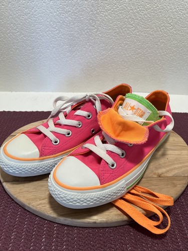 converse neon pink