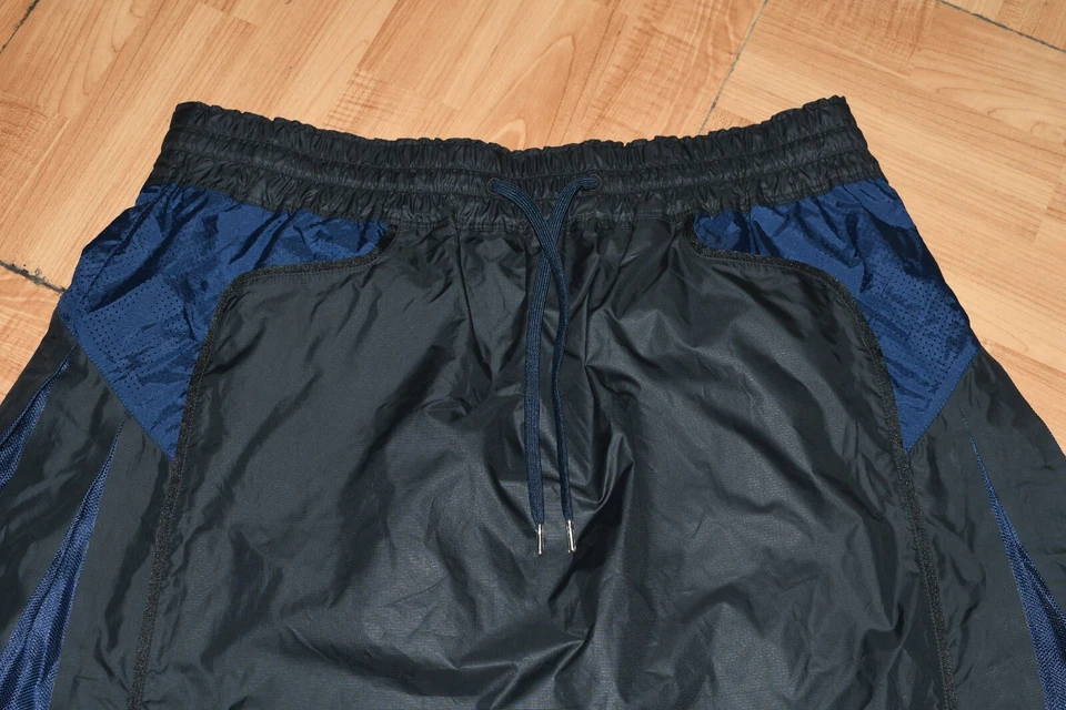 NIKE NIKELAB x SACAI TECH FLEECE SPORTSWEAR WOMEN'S SKIRT - WOMEN'S SZ LARGE - Image 2 of 4