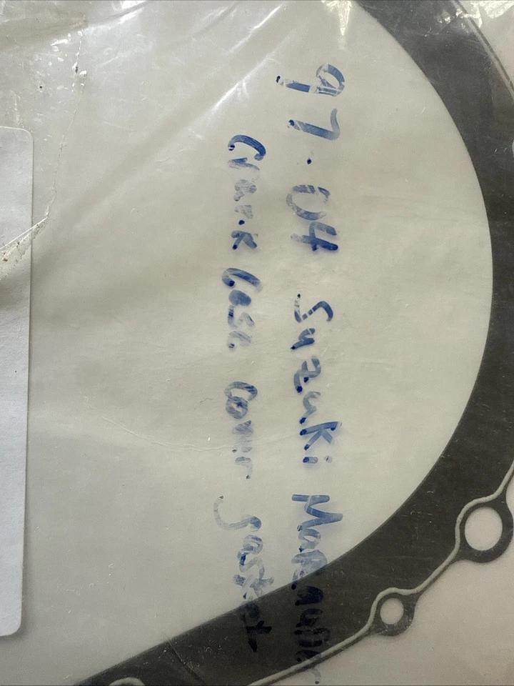 Junta da tampa da manivela Suzuki fabricante de equipamento original 1997-2000 e 2002 VZ800 Marauder 11483-48E01 - Imagem 3 de 3