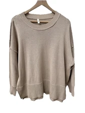 Wishlist Women's Beige Tan Sweater sz Small Medium Crewneck Boxy Fit
