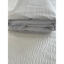 Jennifer Adams White Quilted Bedspread 90x90, Textured Coverlet, Queen/Fulls