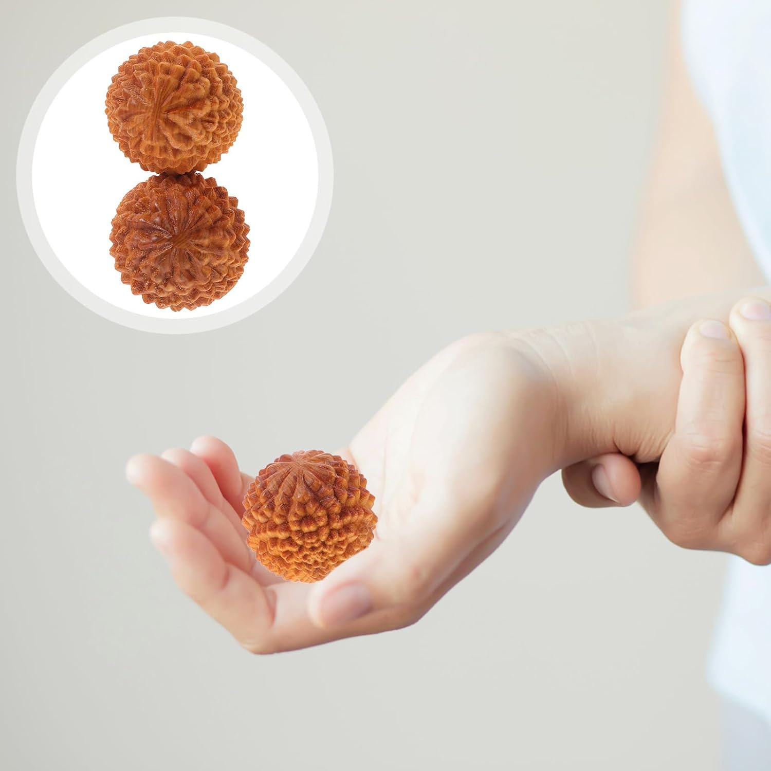 2Pcs Wooden Baoding Balls Chinese Hand Exercise Massage Balls Health Cypress Med