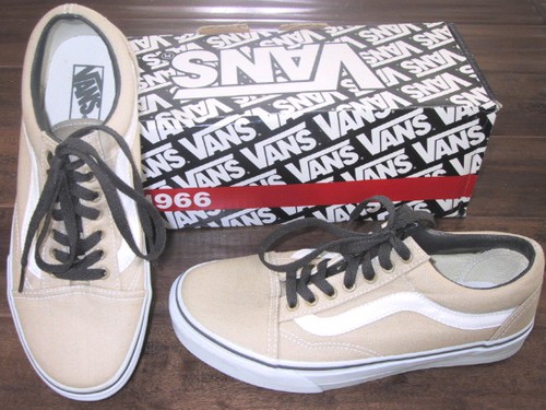 OLD SKOOL SKATE SHOES NIB UK 