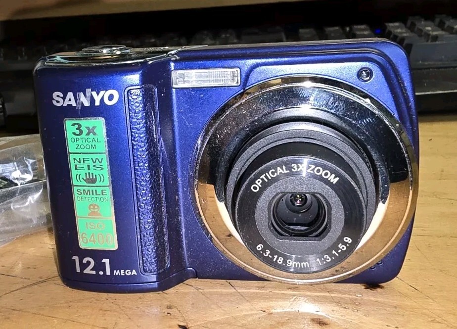 Sanyo VPC-S120 Digital Camera | eBay