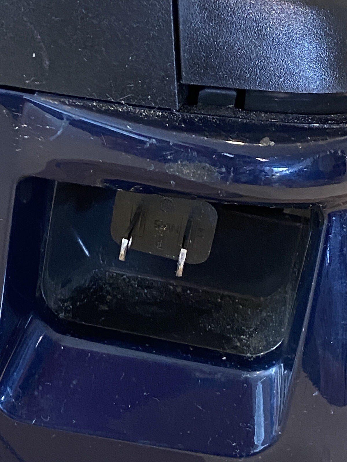 Miele Blue Moon Canister Only Vacuum Cleaner S658 Retractable Cord