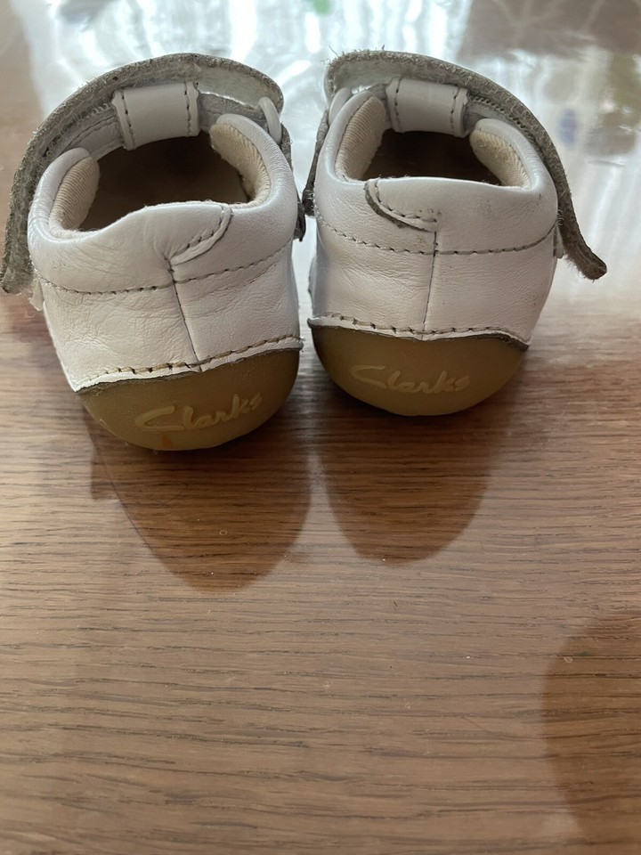 Baby Girls Tiny Beat Infant Girls White TBar Shoe Floral 4F By Clark’s eBay