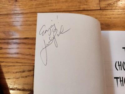 Julie Pech SIGNED The Chocolate Therapist Health Benefits 2006 Soft Cover COA