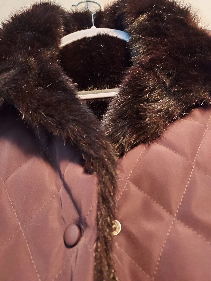 Talbots Brown Vest Faux Fur Lined  Button Size Medium reversible NWT - Image 2 of 4