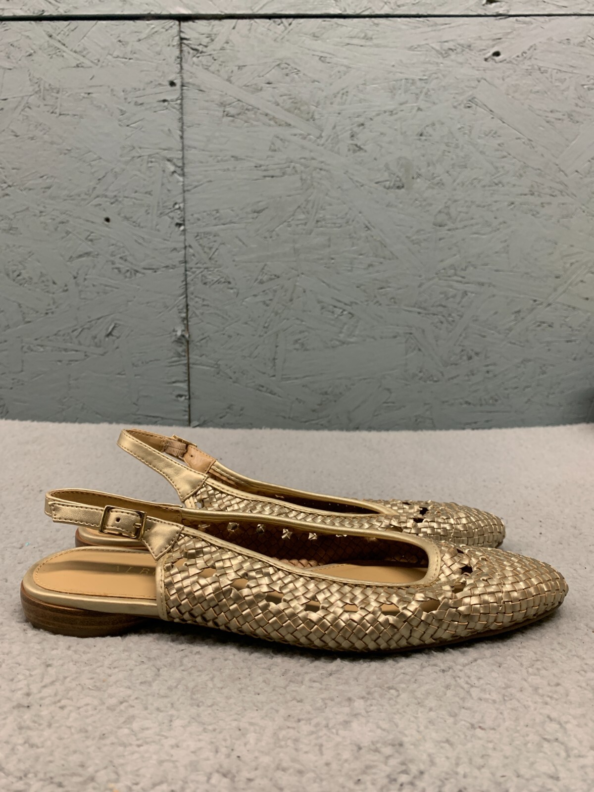 Talbots Flats Women’s 7M Gold Woven Slingback Pointed Toe Low Heel Comfort-image