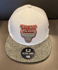 Chicago Bulls Raised Logo Hat Ultra Game NBA Cap White Color Excellent Condition