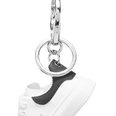 ★関税込★Alexander mcqueen★キーリング Sneakers Keyring★ ALEXANDER McQUEEN 'Oversize Sneaker' Leather Brass Key Ring