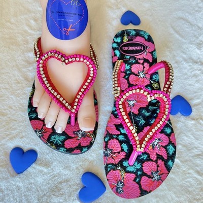 Handverzierte Sommerschuhe auf Basis originaler Havaianas   individuell veredelt