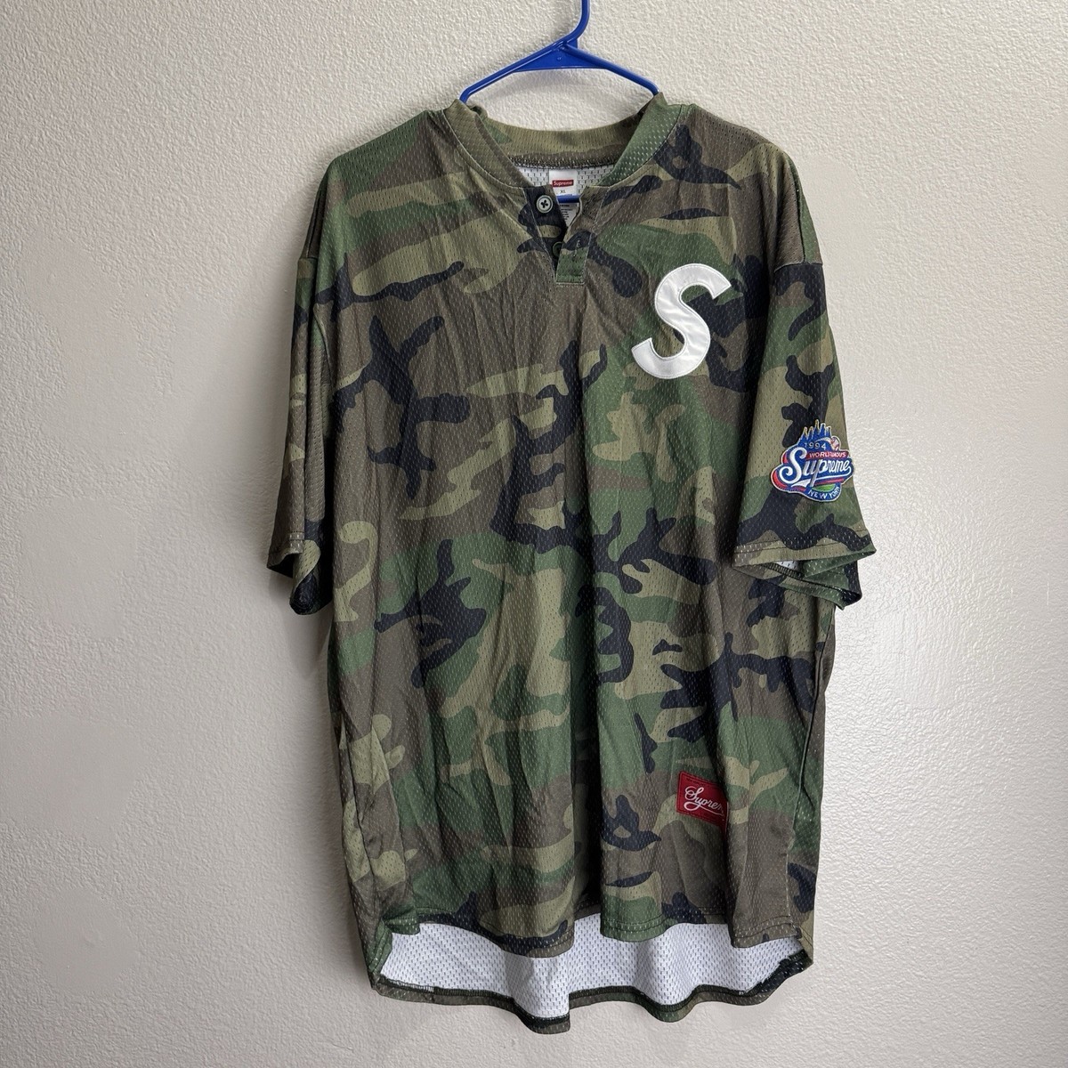 トップス supreme S Logo Baseball Henley Digi Camo Supreme S Logo Baseball Henley (SS25) - $118