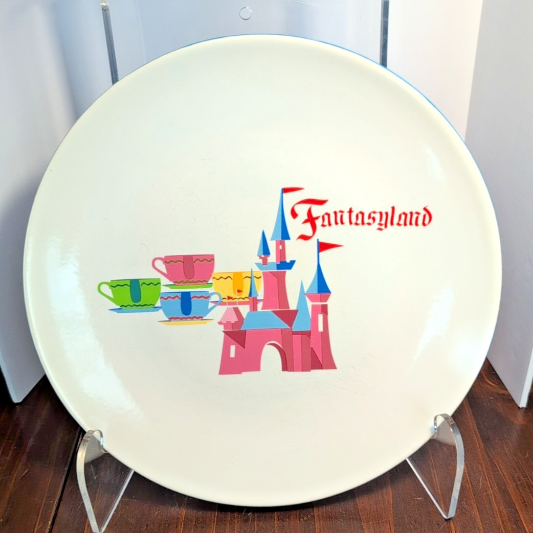 Disneyland 50th Anniversary Dinnerware, Fantasyland 11" Dinner Plate 2005 Vtg