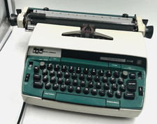 Smith Corona Two-Fifty XKE Tan/Green Electric Typewriter For Repair thumbnail