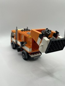 LEGO City #7991: Recycle Truck Sold As Picture 99% Complete