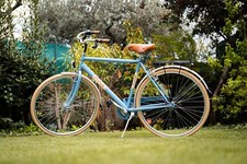 Bicicletta Via Veneto azzurra 