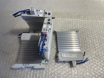 4x Siemens Sirus 24V DC 3RF2320-1DA02