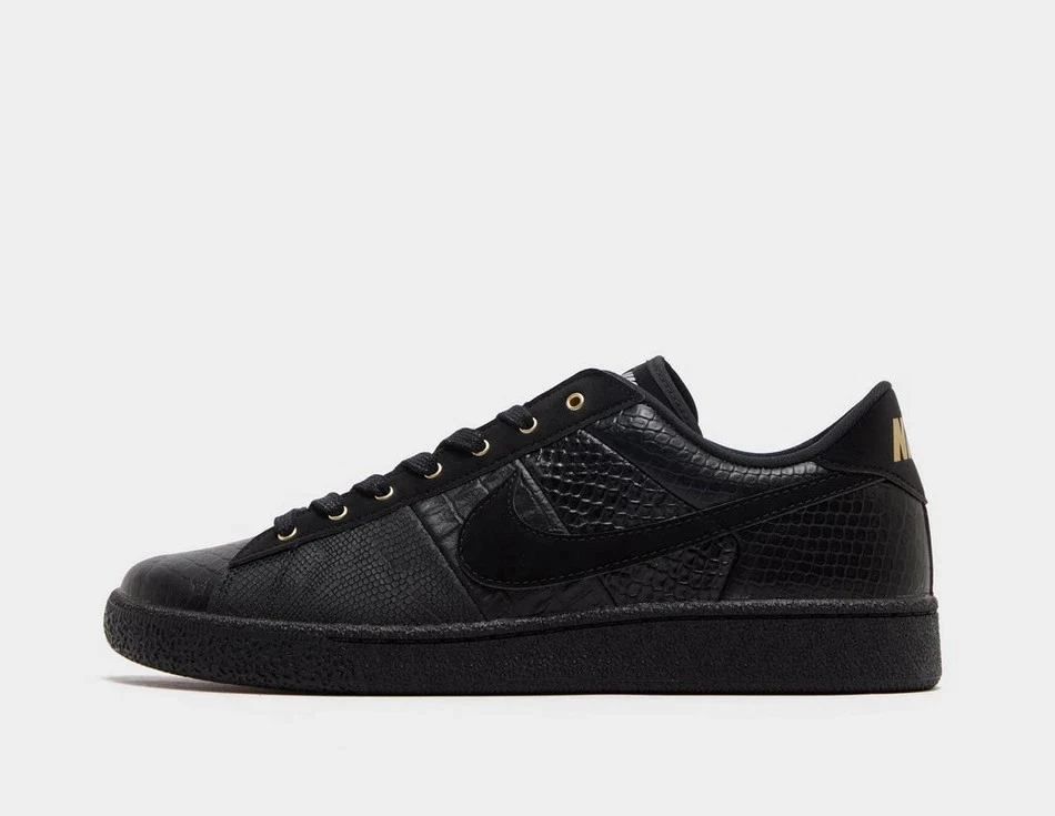 Nike Tennis Classic Men's Trainers in Black Shoes