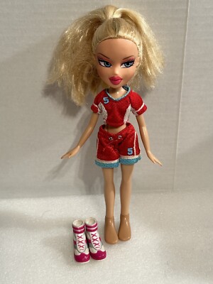 Bratz Chloe Doll Re-dressed In Soccer Outfit With Feet And Shoes MGA 2005