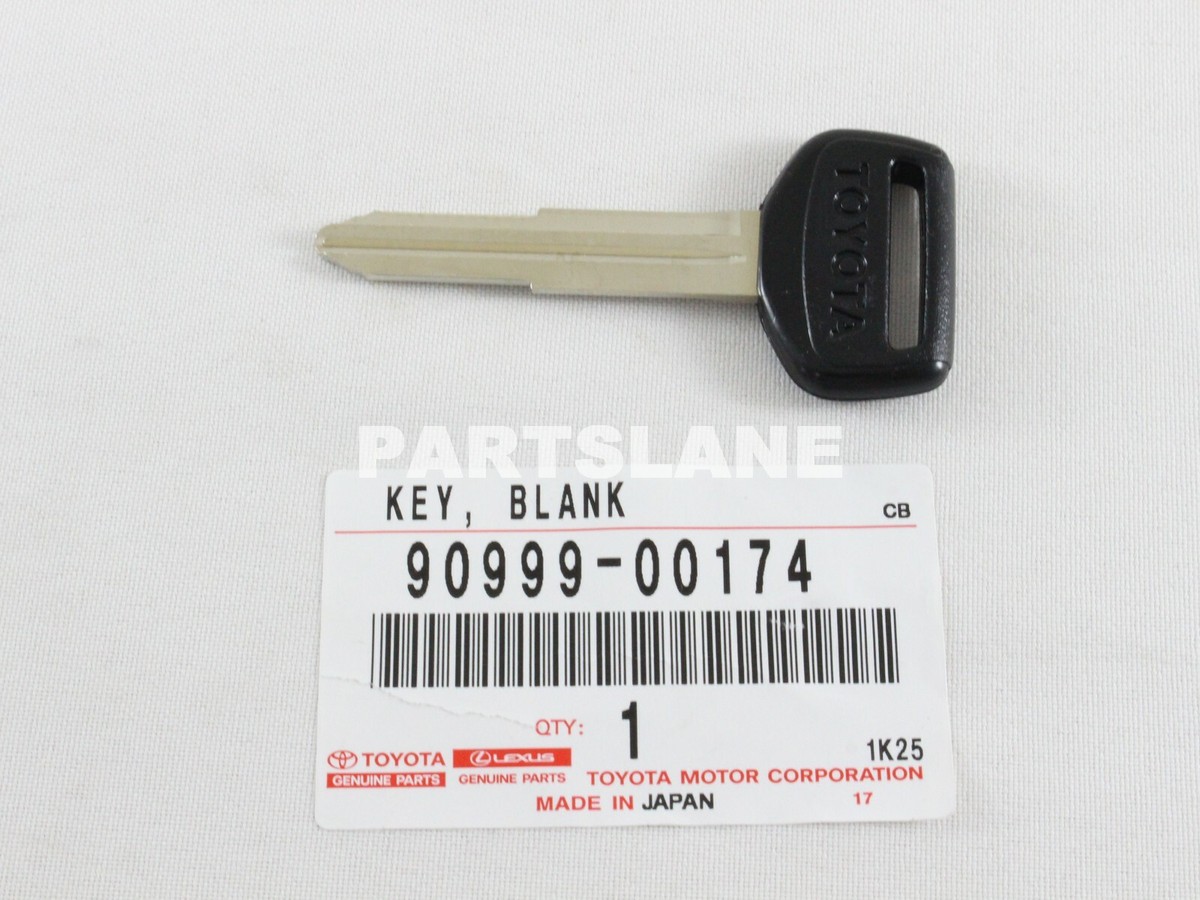 key　ベルセレージュ２点 Toyota Land Cruiser Supra Rush OEM Genuine Blank Key 90999-00174