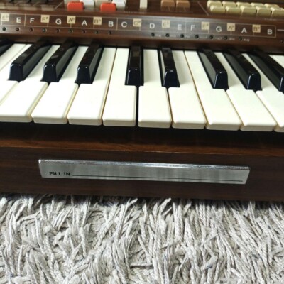 美品 CASIO カシオトーン CT-701 アナログシンセ 61鍵 ケーブル付 Casio Casiotone CT-701 61-Key Electronic Piano Vintage