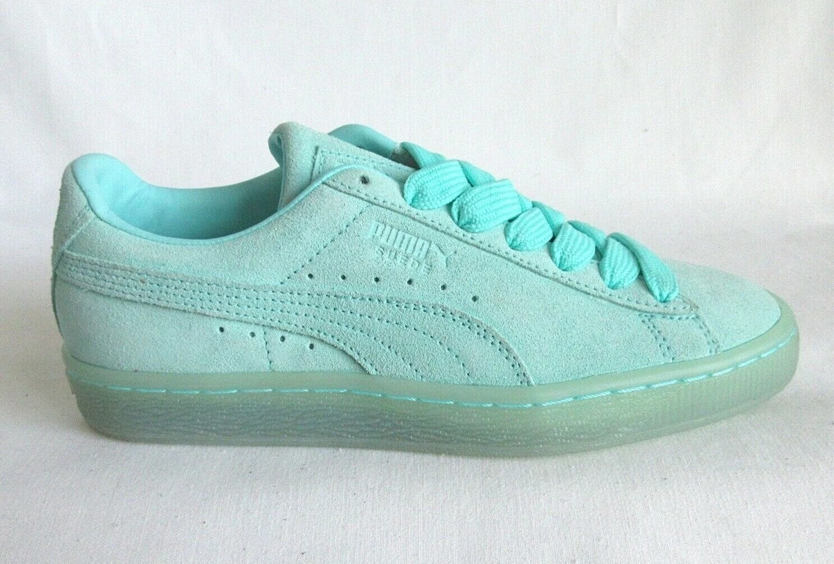 Puma suede classic store on feet