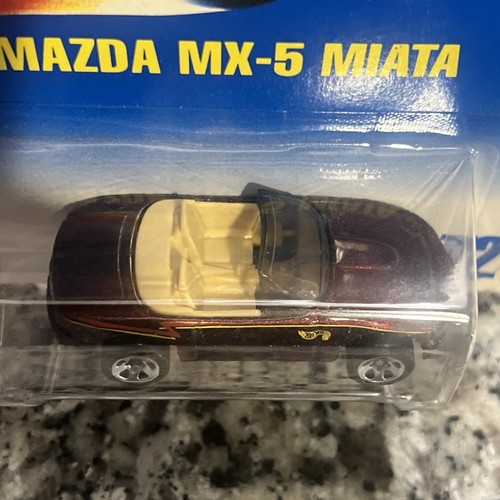 Hot Wheels Collector's Choice 1992 Mazda MX-5 Miata Blue #172 - Picture 3 of 5