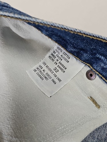 Vintage Bugle Boy Gold Crest Jean Shorts Mens Blue Denim Size 32 - Picture 3 of 9