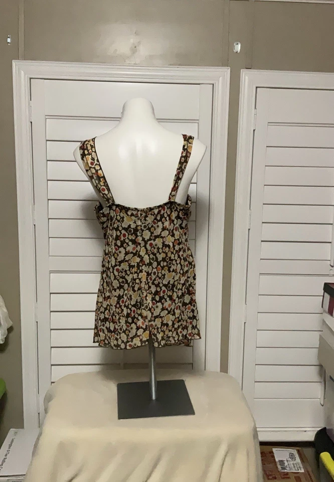 Butterfly Tee Strapped Flowered Top In Golds And Greens Yellows Size Large - Image 3 of 4