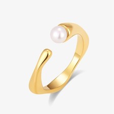Fresh Water Pearl Ring With Square Style Band...