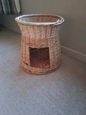 Round Wicker Pet Bed for Cat or Small Dog 38cm Top Base 40cm 42 High