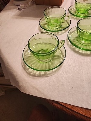 Cambridge Green Uranium Glass Set 6 Teacups And 5 Saucers.