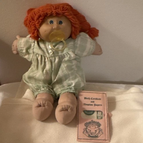 Rare Cabbage Patch Kids Lainey Myrtle Doll Red Hair Green Outfit Birth Certific…