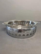 VTG Pyrex Casserole Dish 3.25” Deep W/ Footed Trivet 12.75x10.25x3.5”