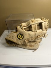 Wilson Baseball Glove A2140 George Brett Left Handed Catch Snap Action
