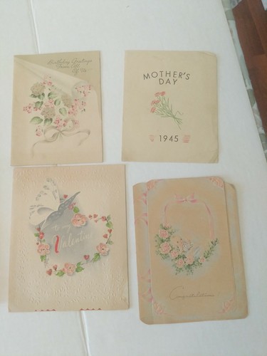 Vintage Scrapbook Filled With 86 Used Greeting Cards From The 1940s - Picture 10 of 12